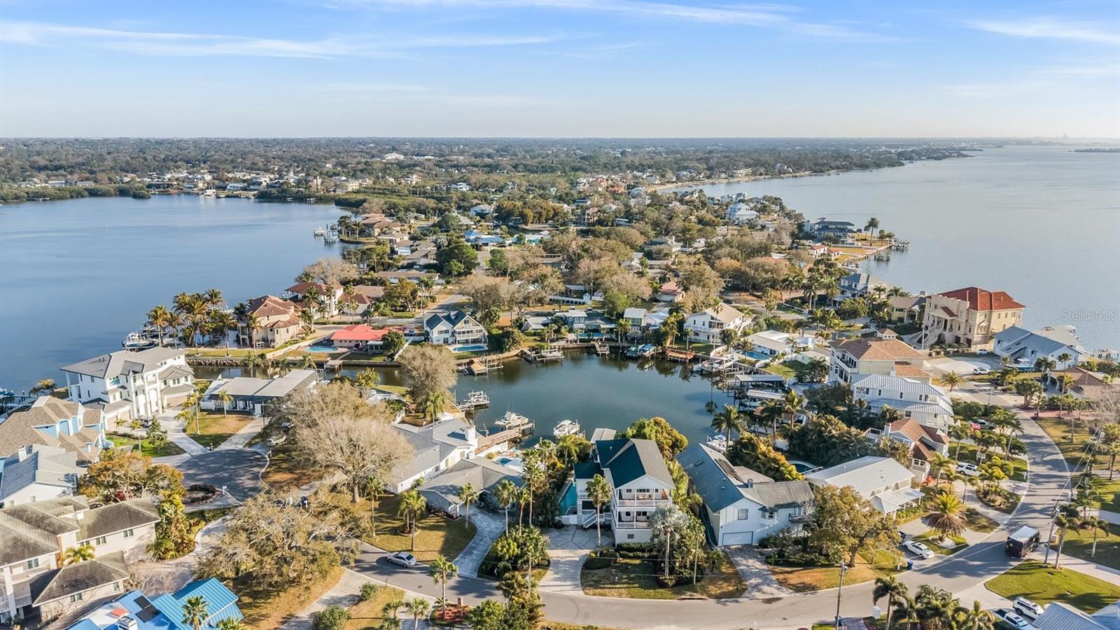 Image 7 of 92 For 116 Carlyle Circle