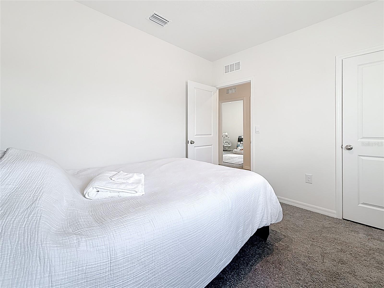 Image 25 of 38 For 33568 Barberry Leaf Way