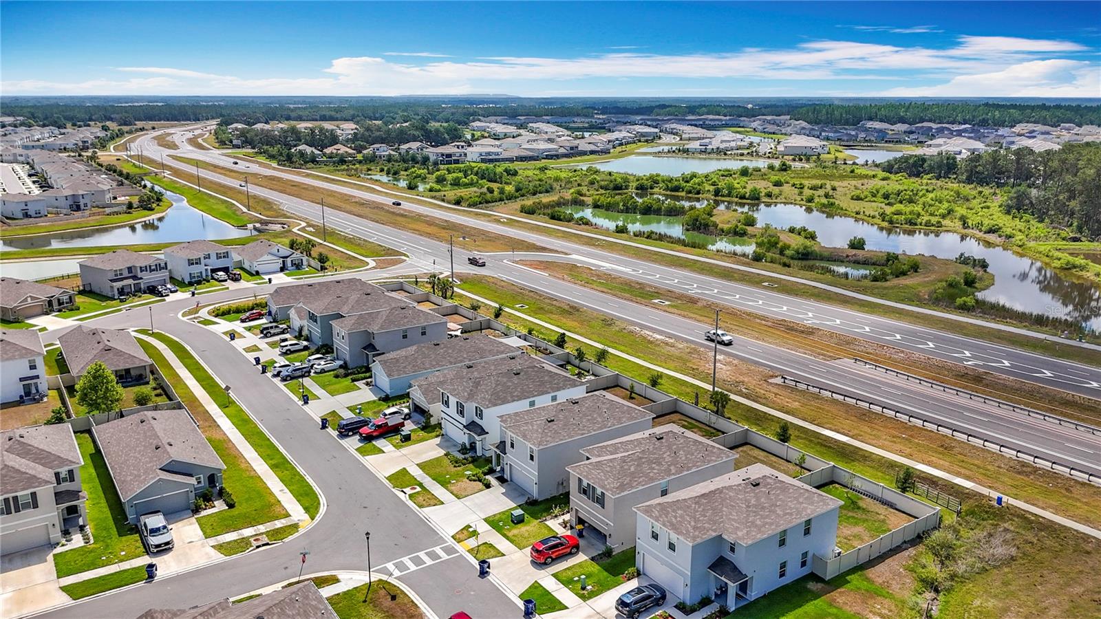 Image 37 of 38 For 33568 Barberry Leaf Way