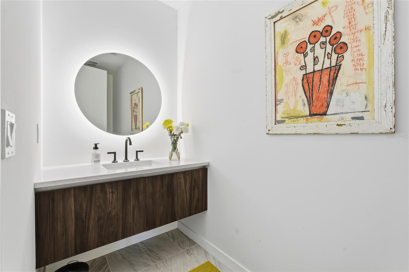 Image 27 of 58 For 777 3rd Avenue N 906