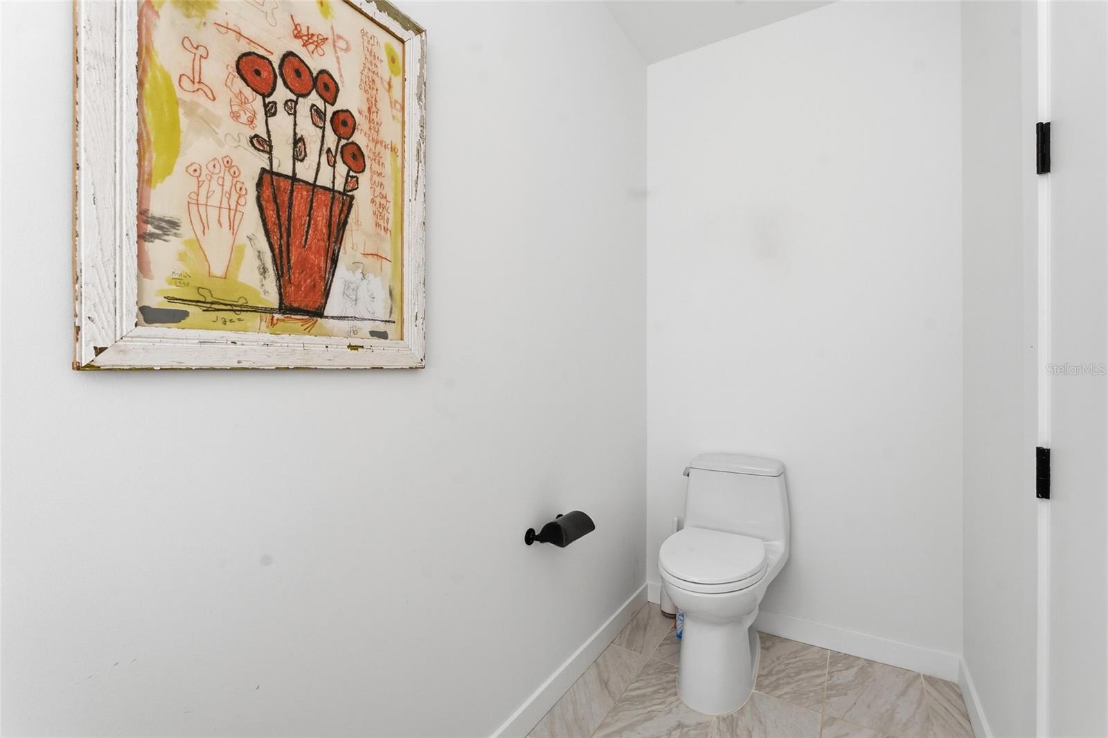 Image 28 of 58 For 777 3rd Avenue N 906