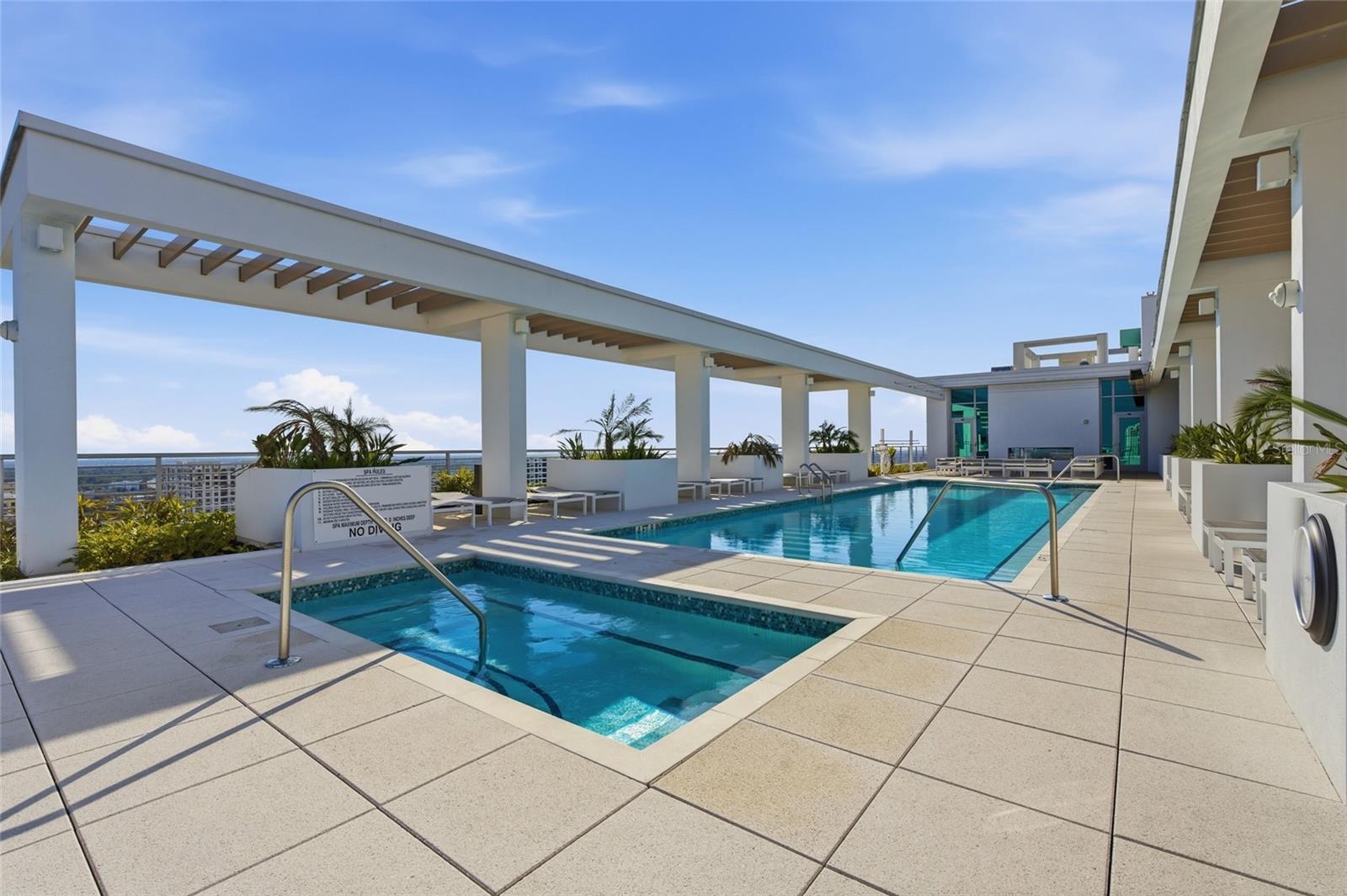 Image 44 of 58 For 777 3rd Avenue N 906