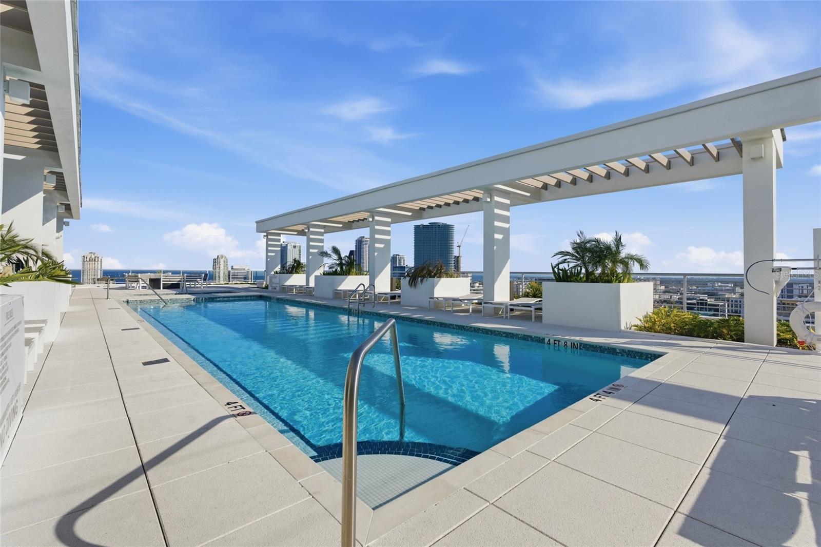 Image 45 of 58 For 777 3rd Avenue N 906