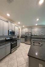 Listing photo id 3 for 25118 Lambrusco Loop