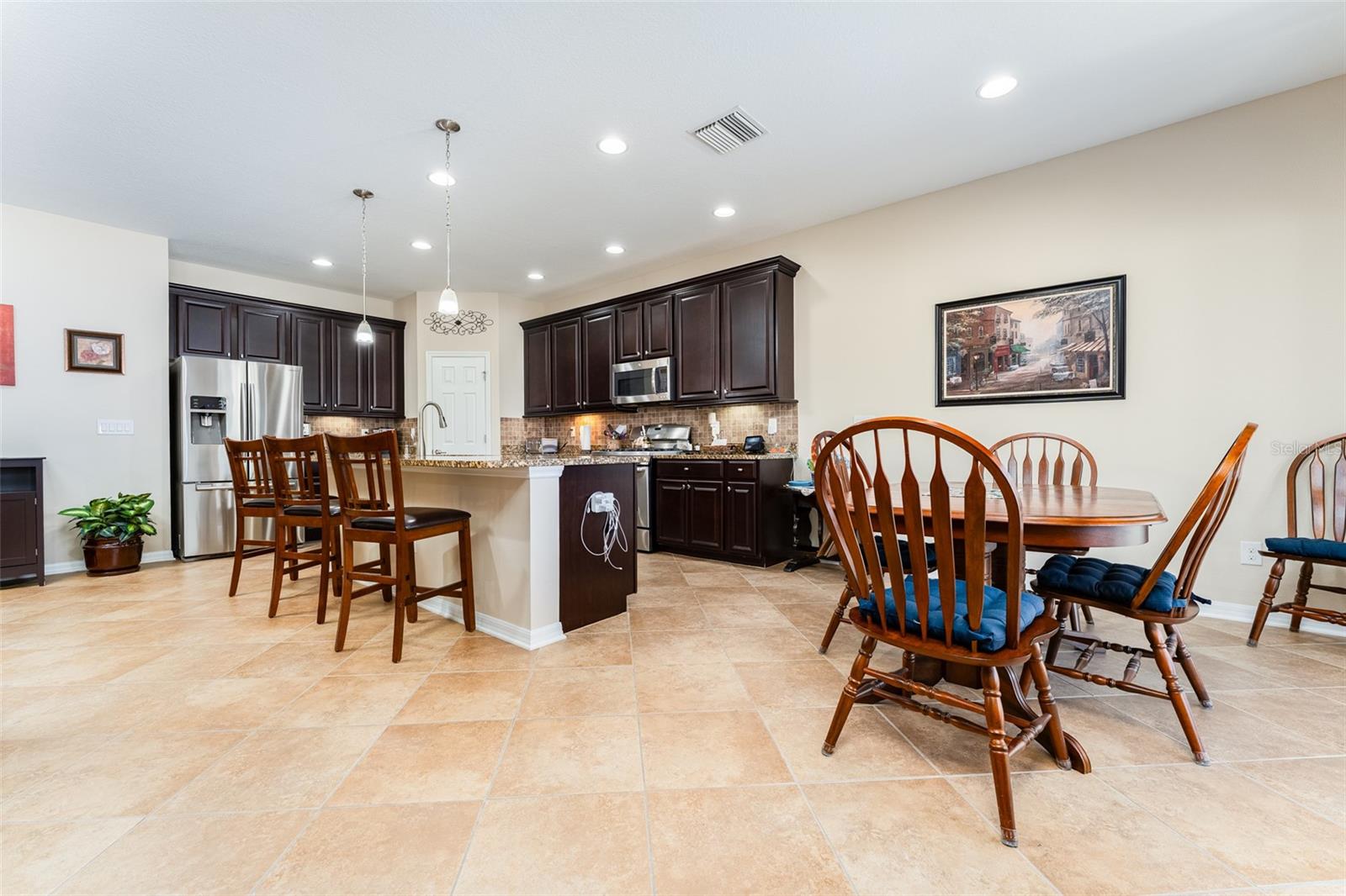 Listing photo id 9 for 11218 Coventry Grove Circle