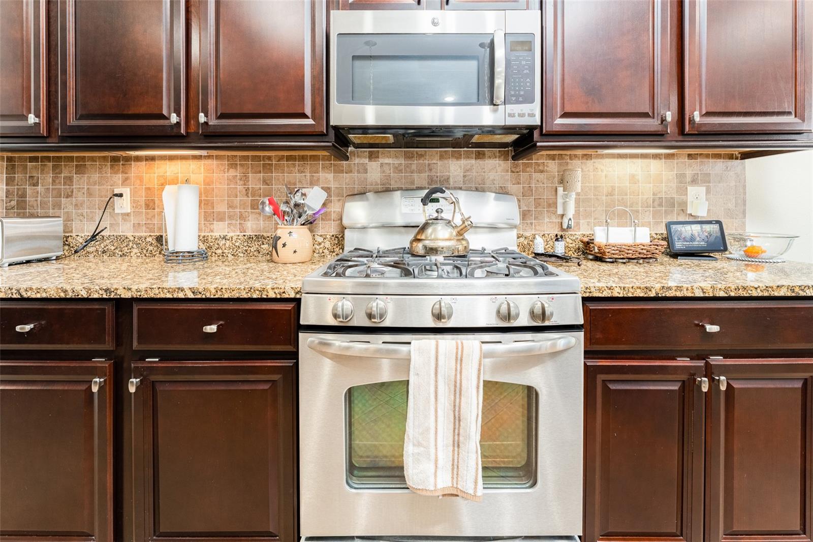 Listing photo id 12 for 11218 Coventry Grove Circle