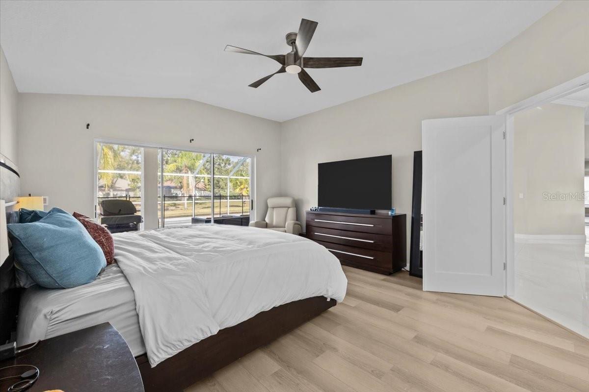 Listing photo id 28 for 16506 Longleat Drive