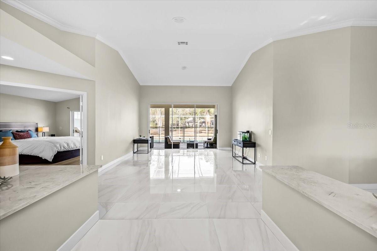 Listing photo id 3 for 16506 Longleat Drive