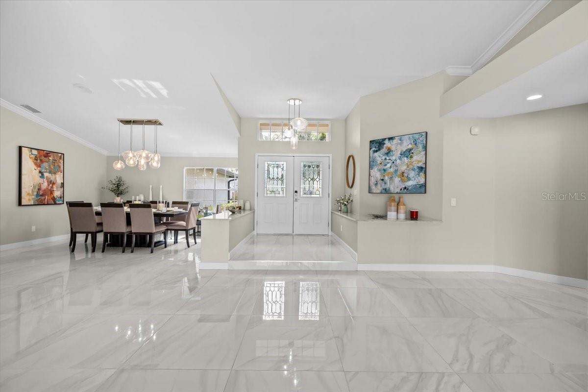 Listing photo id 4 for 16506 Longleat Drive