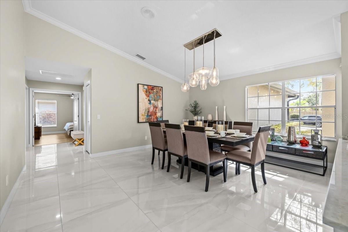 Listing photo id 6 for 16506 Longleat Drive