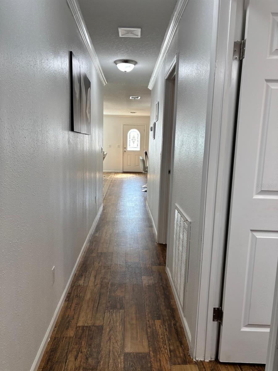 Image 20 of 44 For 6001 Five Acre Road