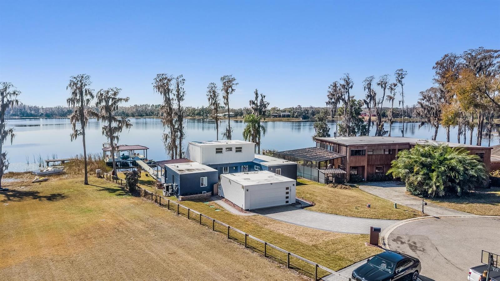 Listing photo id 0 for 18200 Cypress Cove Lane