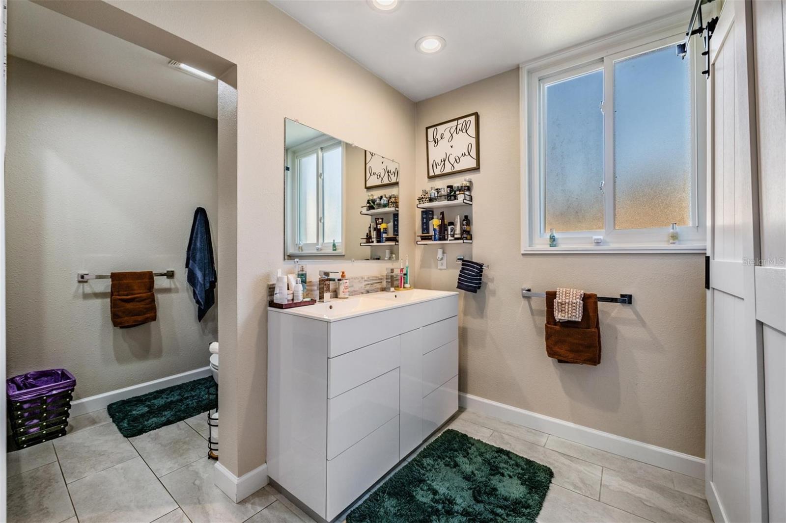 Listing photo id 20 for 18200 Cypress Cove Lane