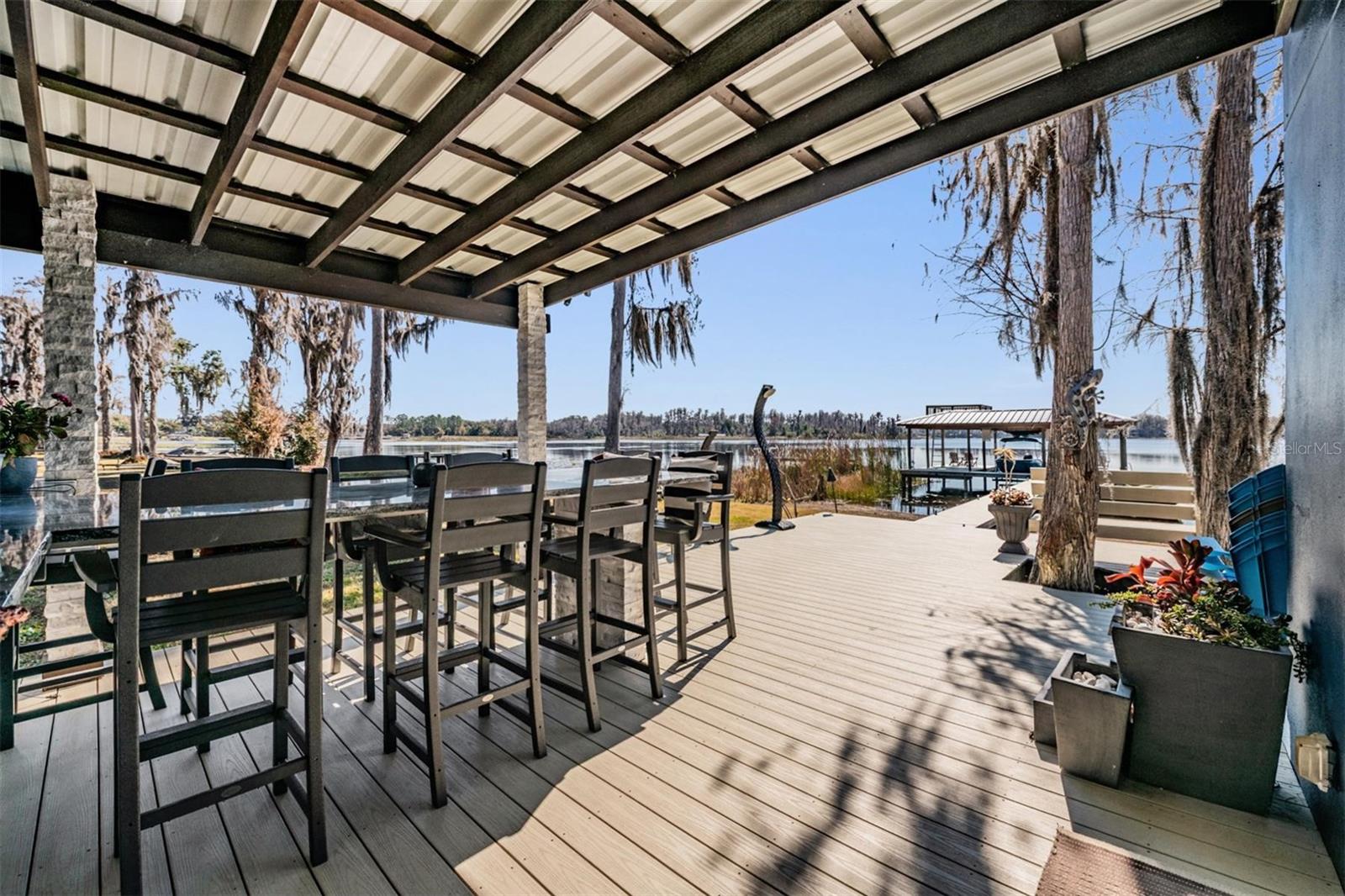 Listing photo id 26 for 18200 Cypress Cove Lane