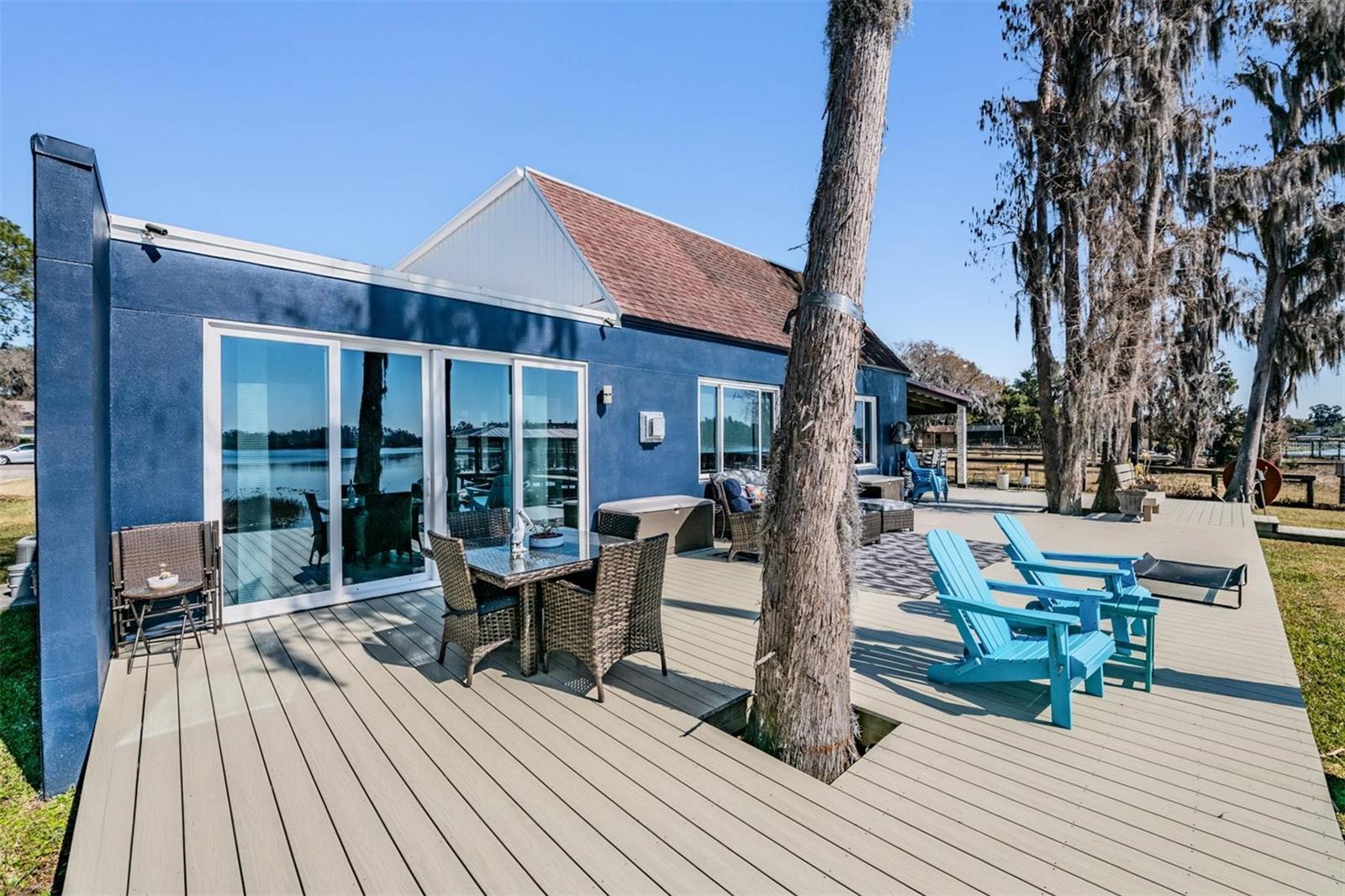 Listing photo id 30 for 18200 Cypress Cove Lane