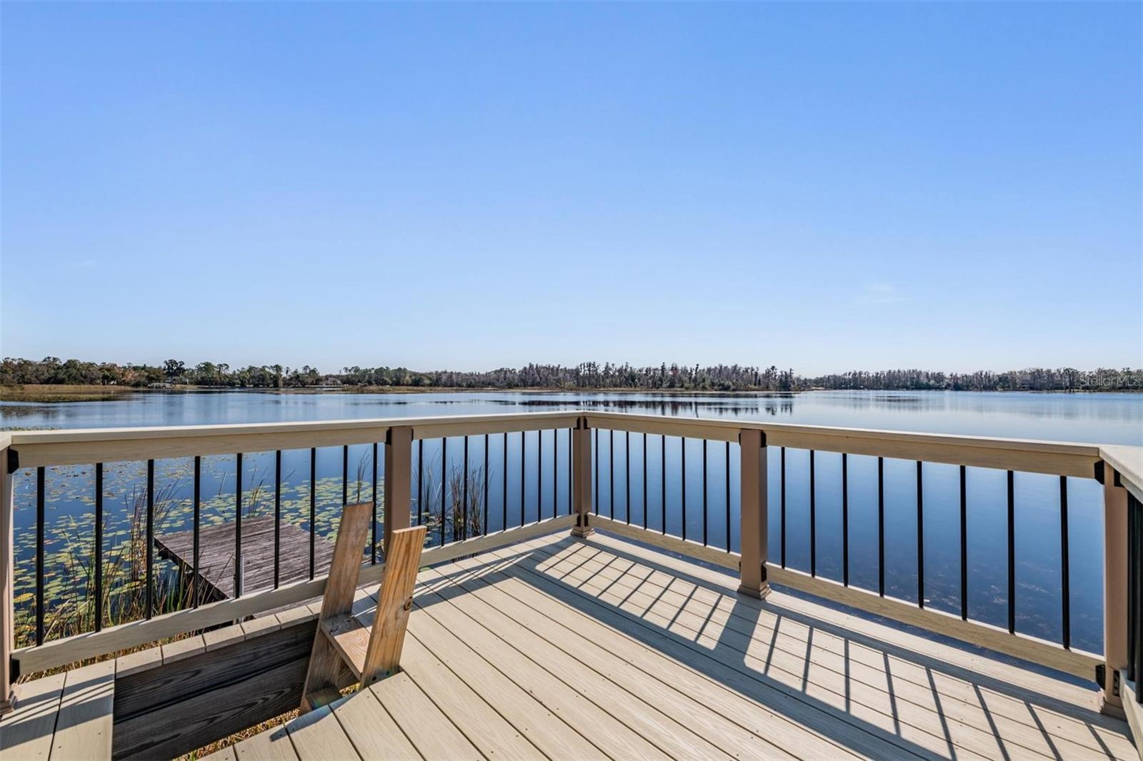 Listing photo id 39 for 18200 Cypress Cove Lane