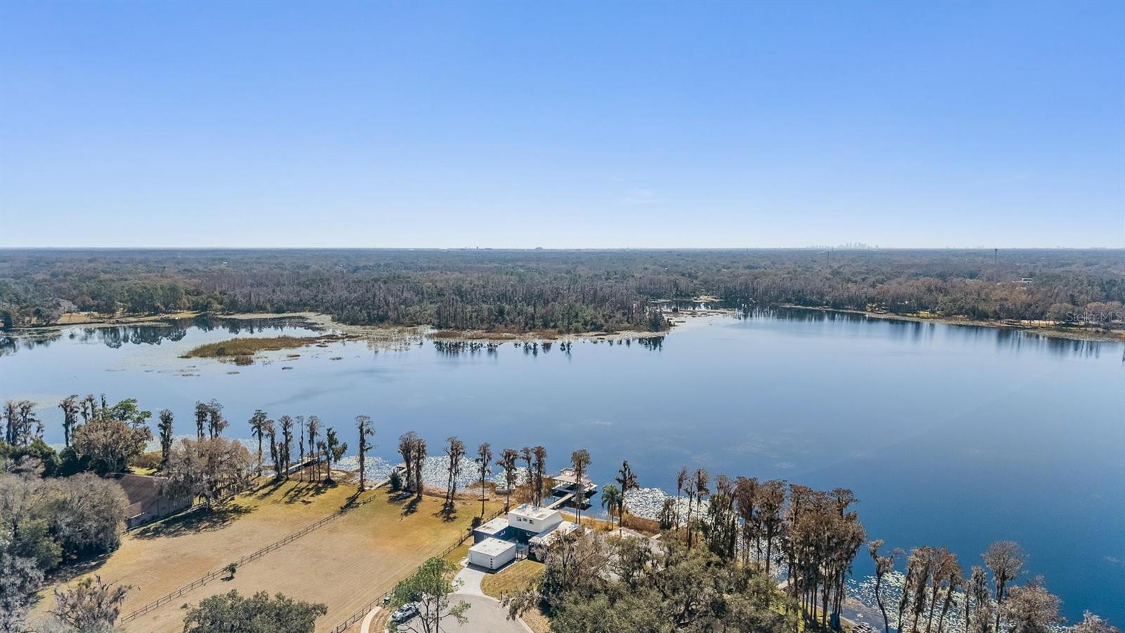 Listing photo id 44 for 18200 Cypress Cove Lane