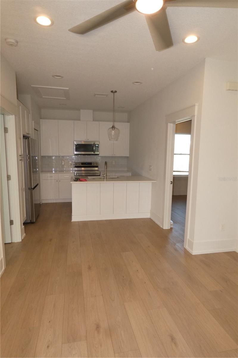 Image 4 of 16 For 2717 14th Street N 1-2