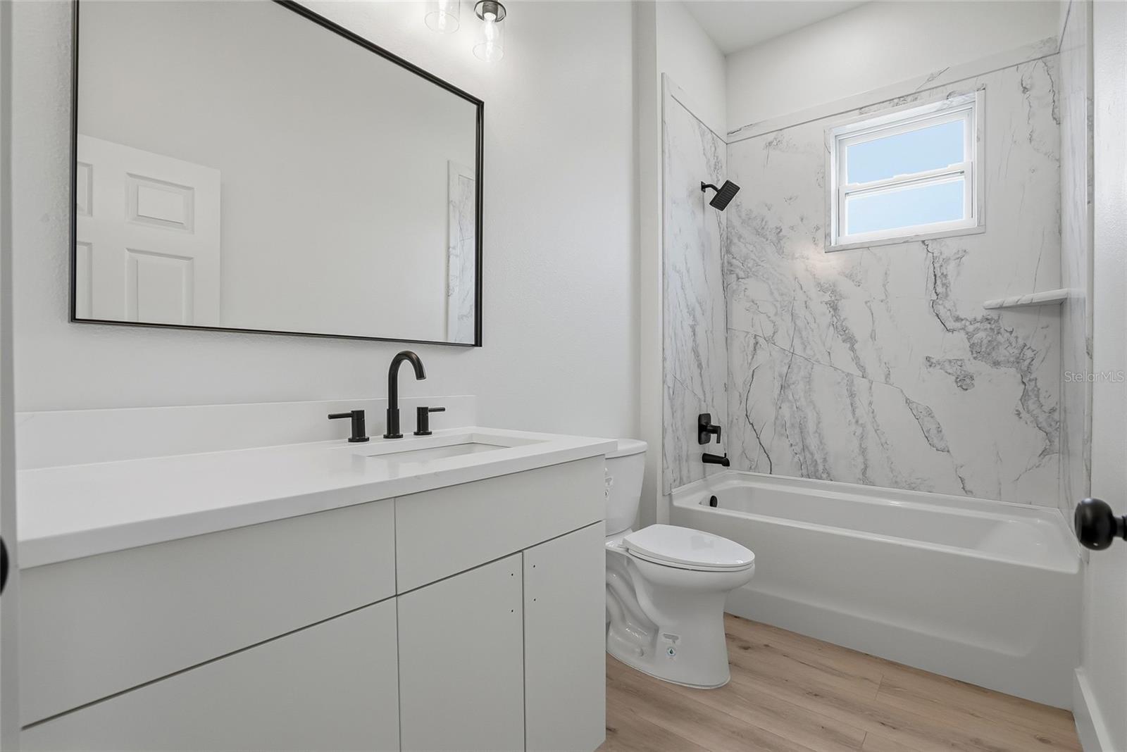 Listing photo id 23 for 11256 Salters Street