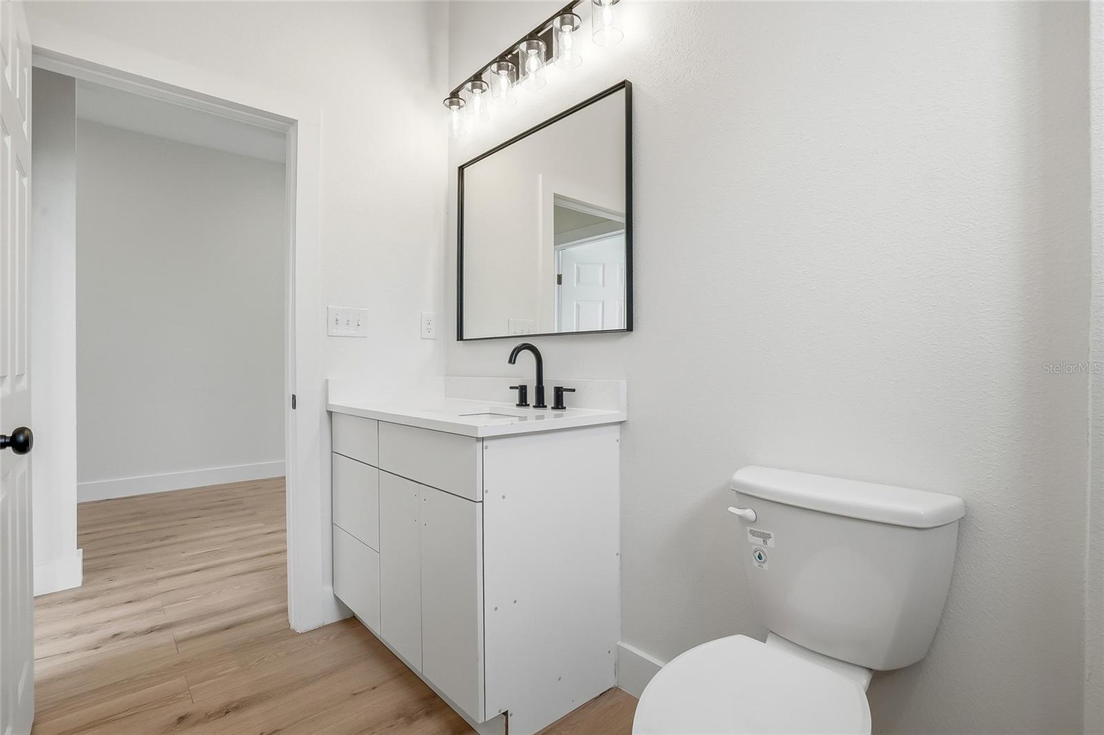 Listing photo id 24 for 11256 Salters Street