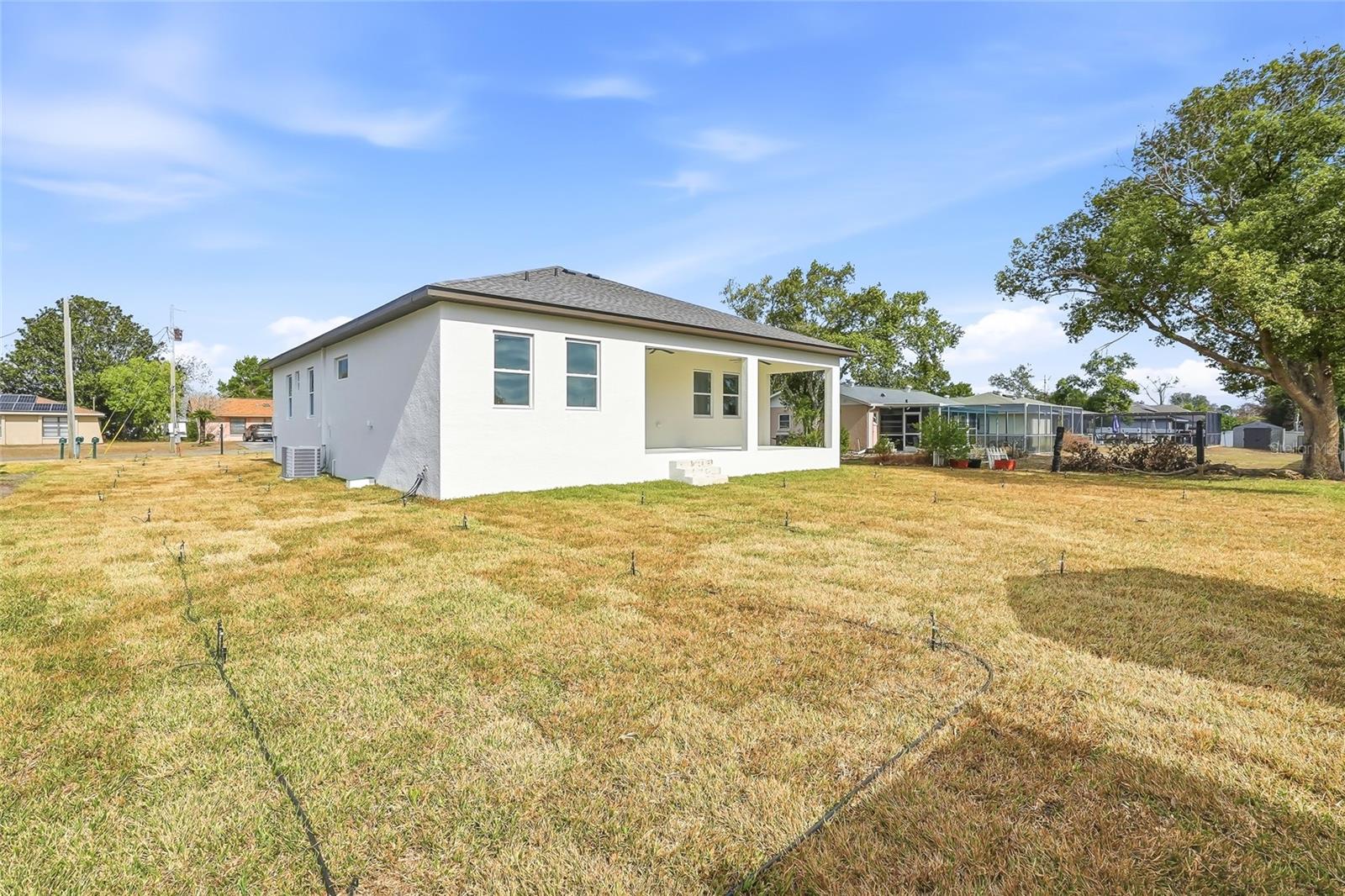 Listing photo id 34 for 11256 Salters Street