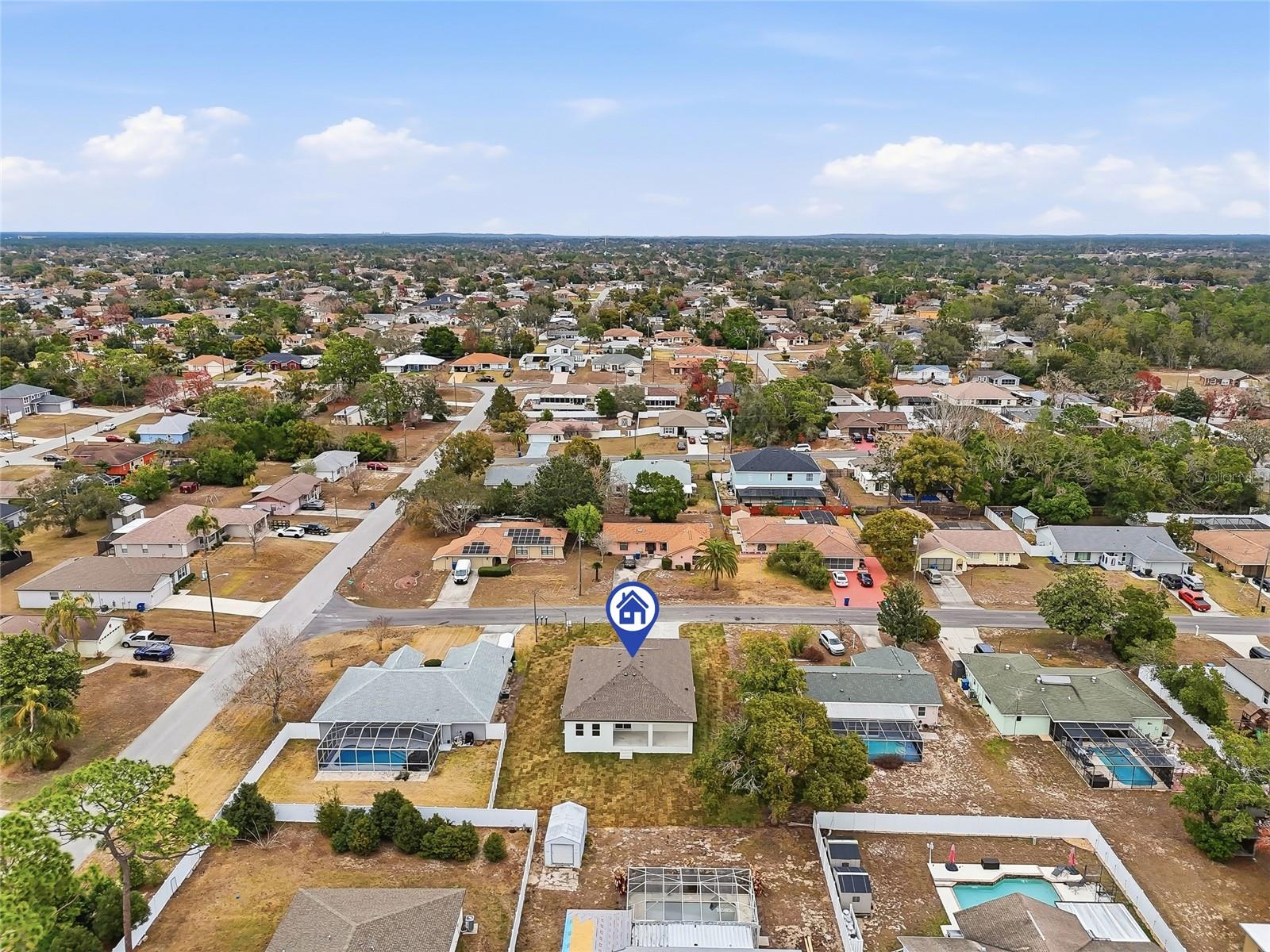 Listing photo id 39 for 11256 Salters Street