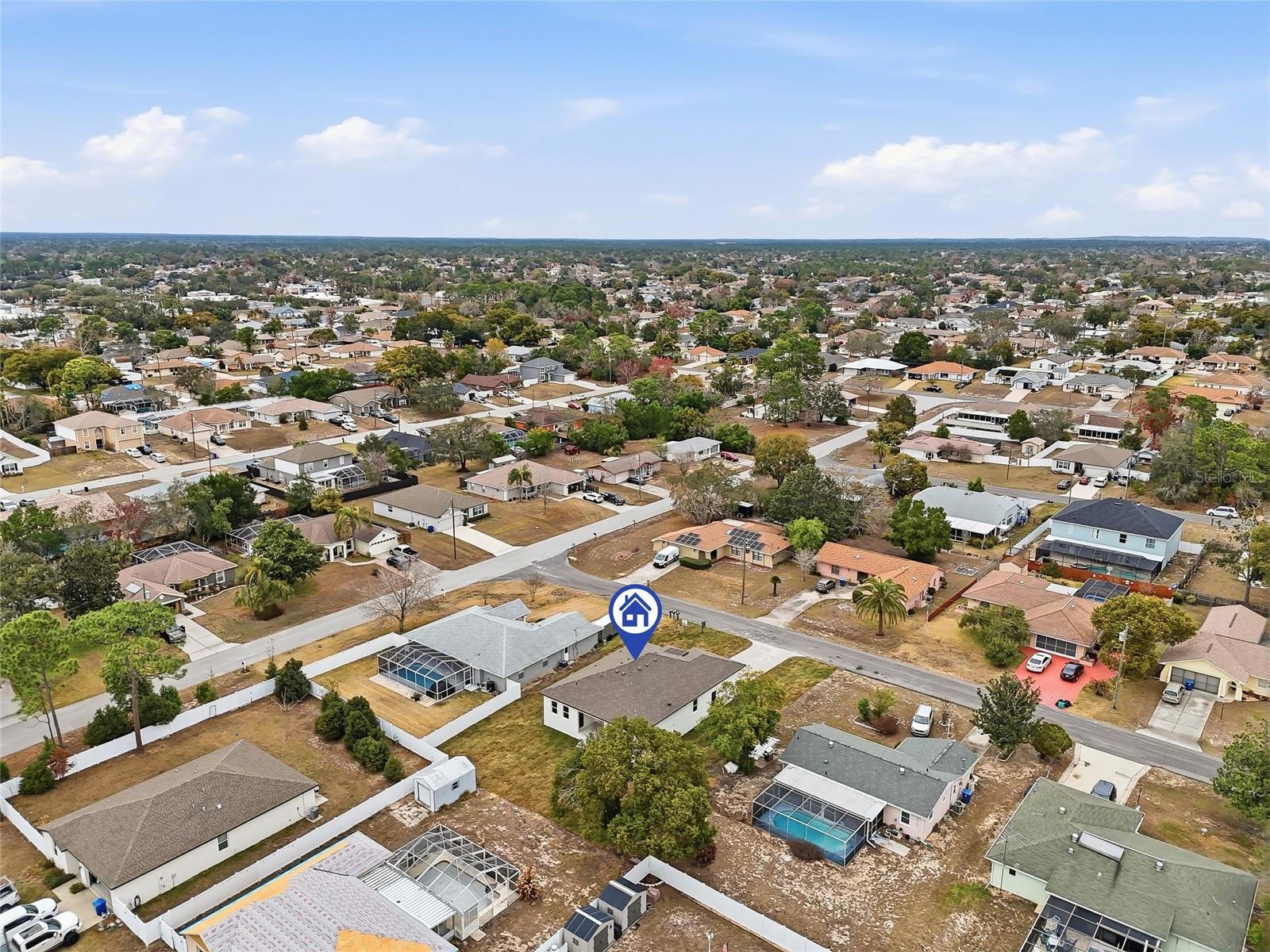 Listing photo id 43 for 11256 Salters Street