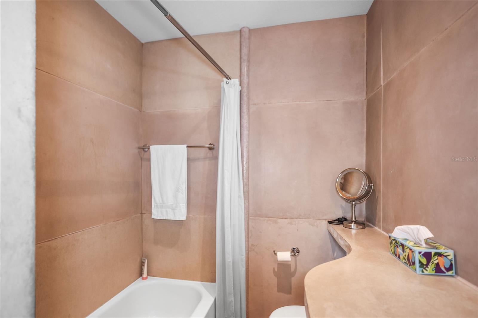 Listing photo id 29 for 645 Normandy Road