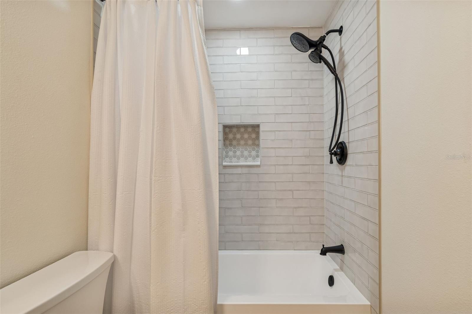 Image 32 of 64 For 115 Steeplechase Lane