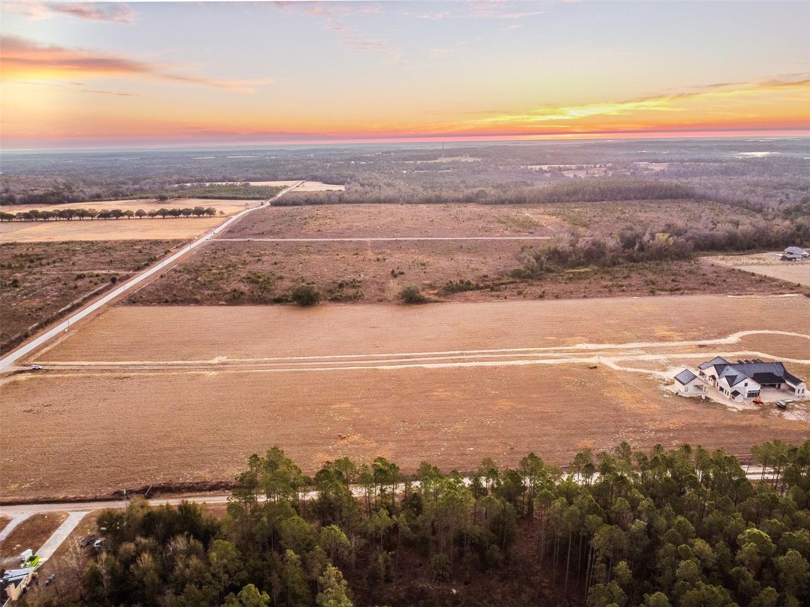 Image 6 of 9 For Royal Sky (lot 2) Court