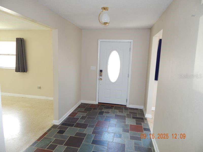 Image 5 of 18 For 300 Yumas Drive