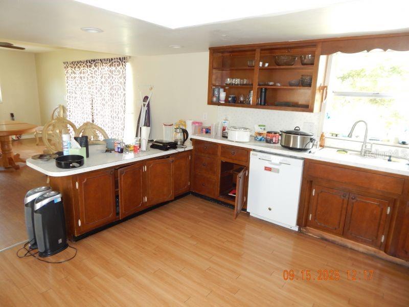 Image 9 of 18 For 300 Yumas Drive