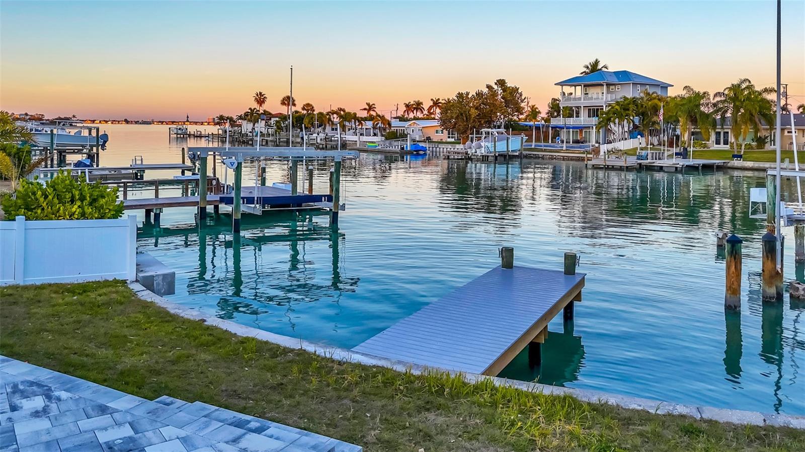 Image 39 of 49 For 4107 Miller Drive