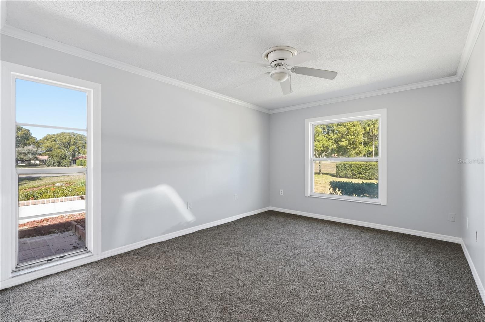 Listing photo id 9 for 8131 Braddock Circle 1