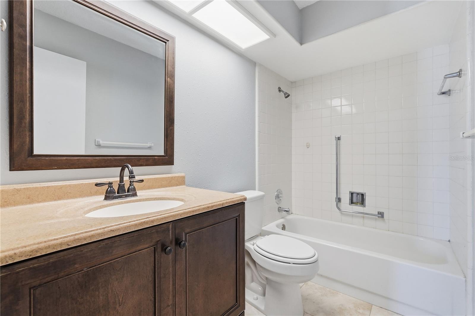 Listing photo id 14 for 8131 Braddock Circle 1