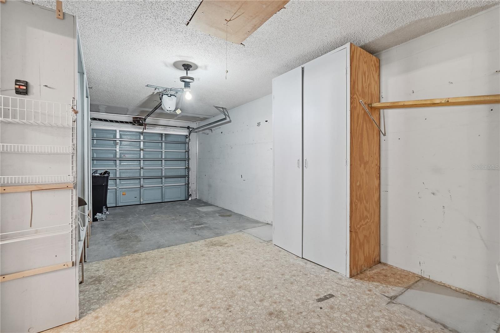 Listing photo id 18 for 8131 Braddock Circle 1