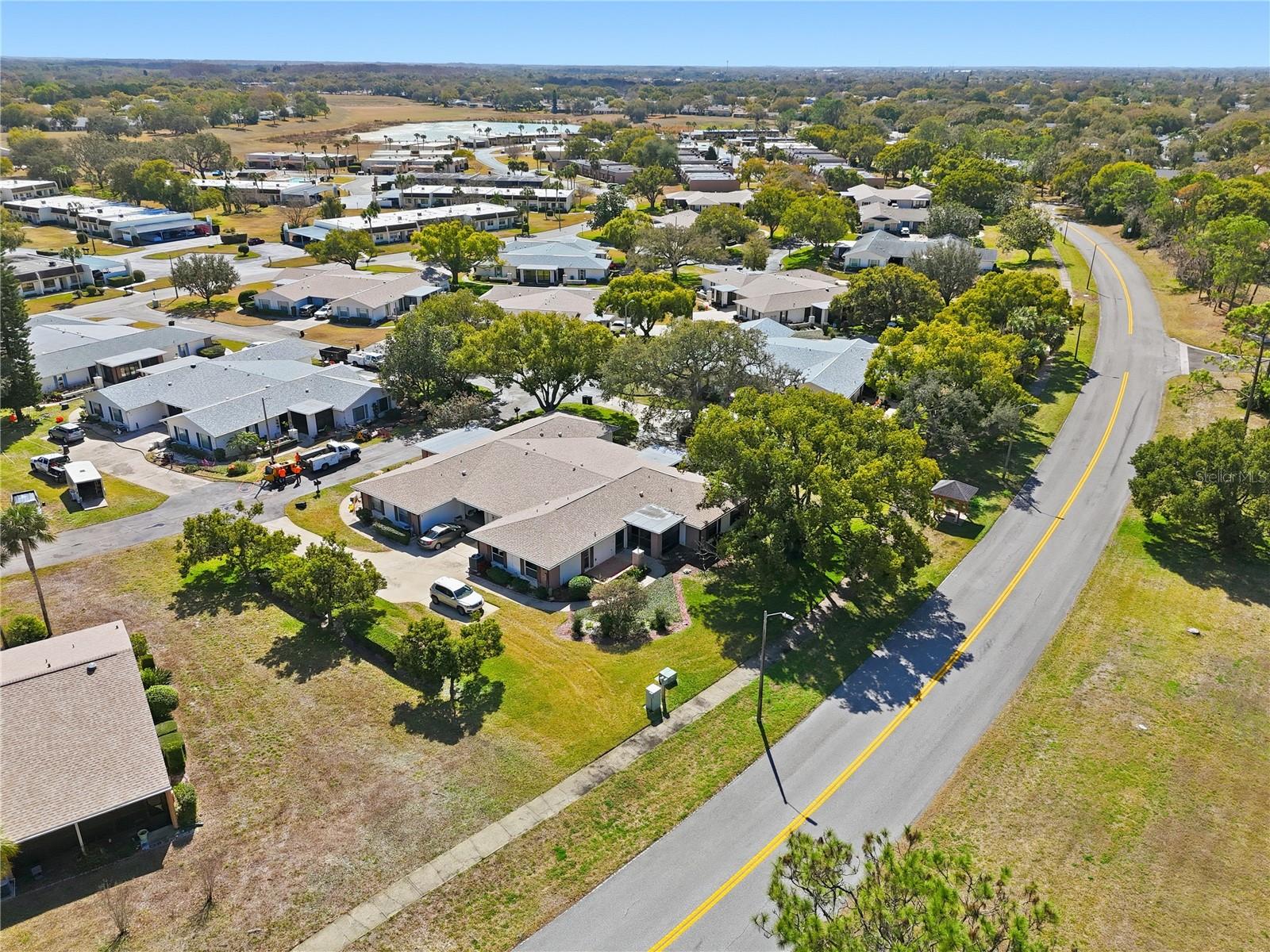 Listing photo id 25 for 8131 Braddock Circle 1