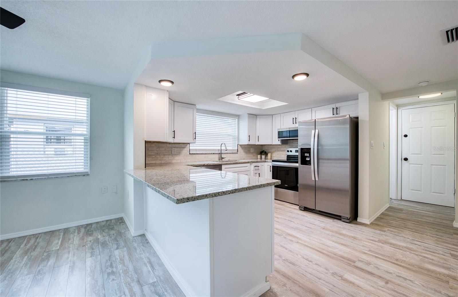 Image 14 of 47 For 9825 Aetna Lane