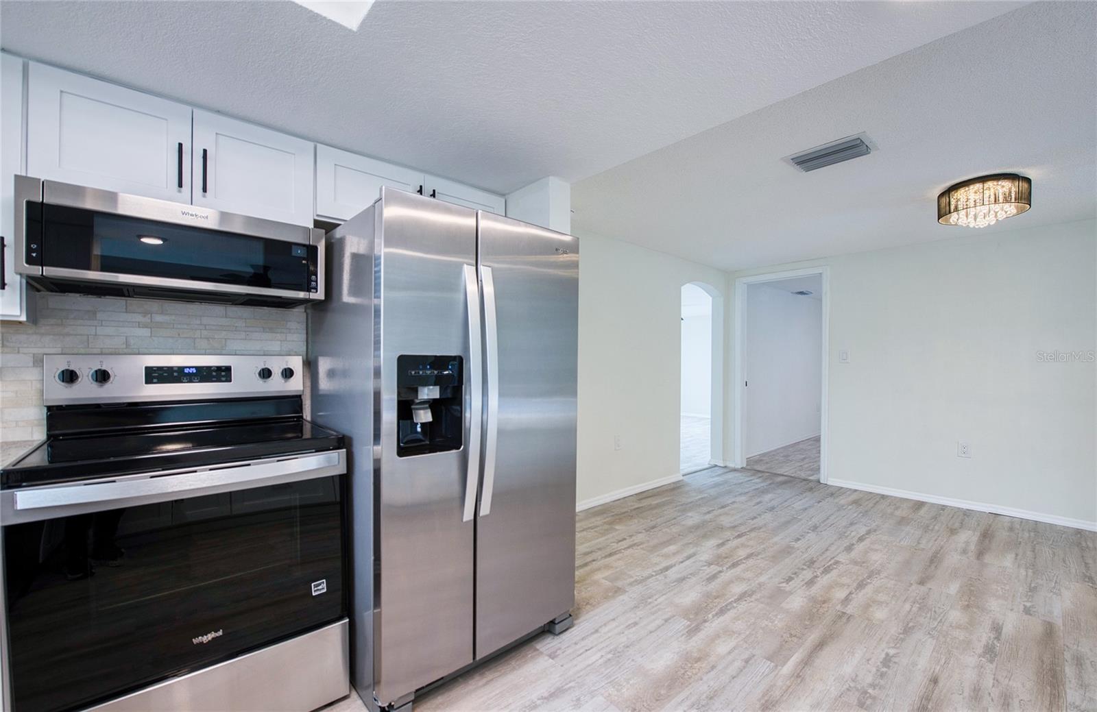 Image 15 of 47 For 9825 Aetna Lane