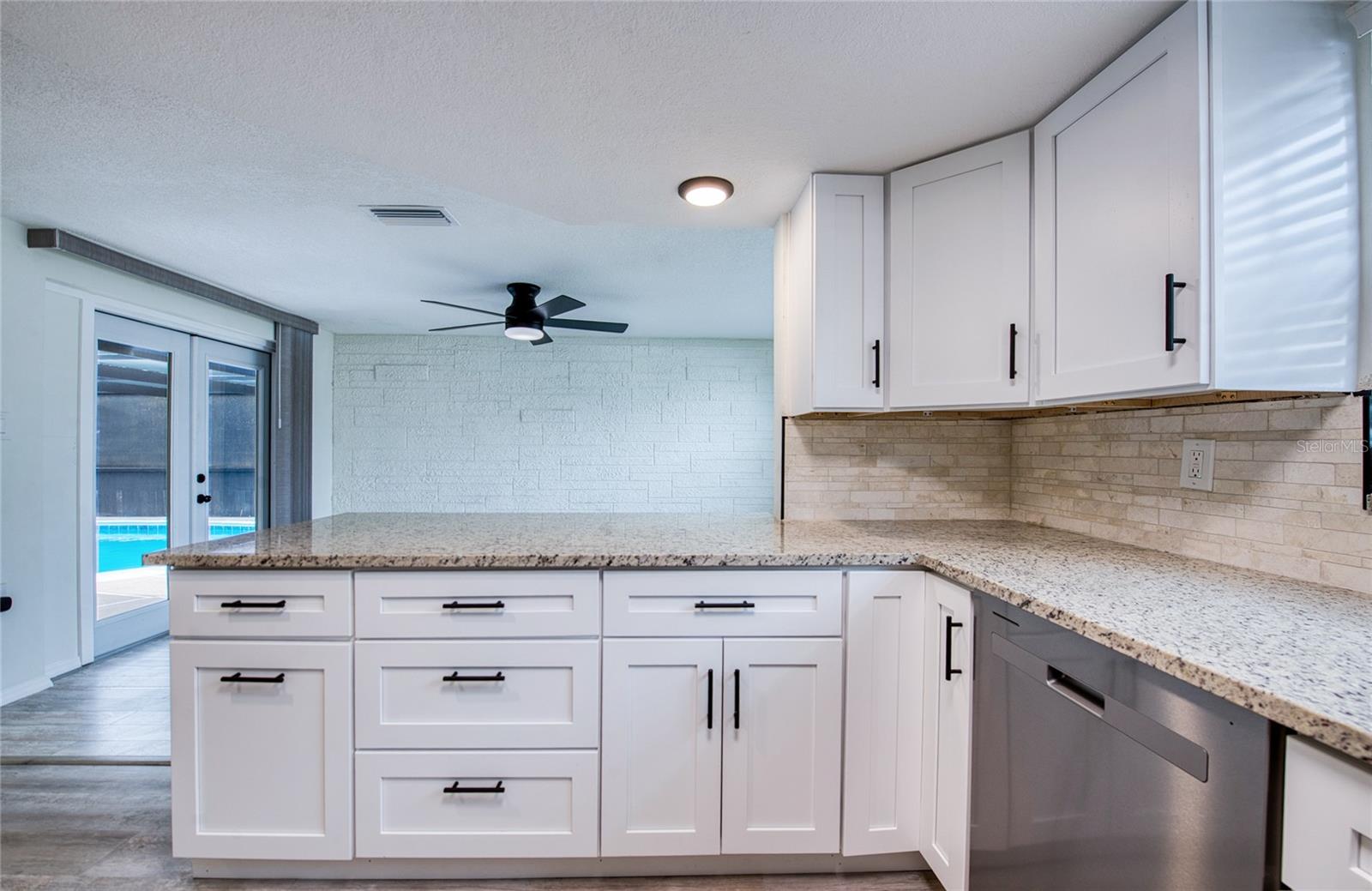 Image 16 of 47 For 9825 Aetna Lane