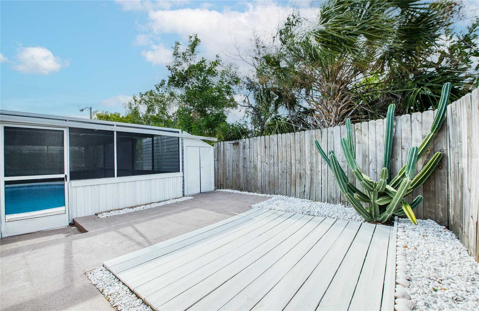 Image 42 of 47 For 9825 Aetna Lane