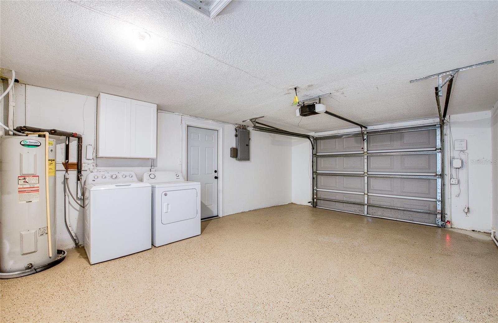 Image 46 of 47 For 9825 Aetna Lane