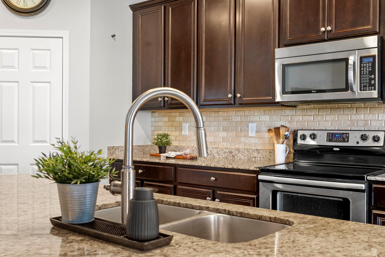 Image 11 of 61 For 2839 Maple Brook Loop