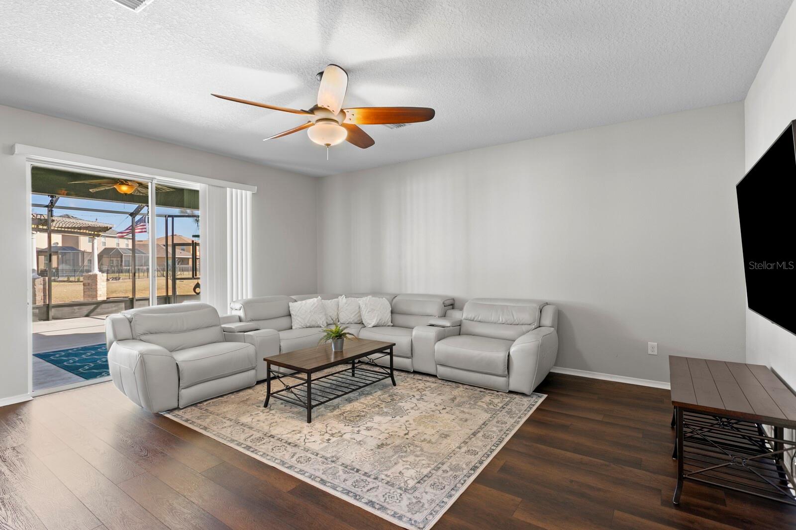 Image 17 of 61 For 2839 Maple Brook Loop