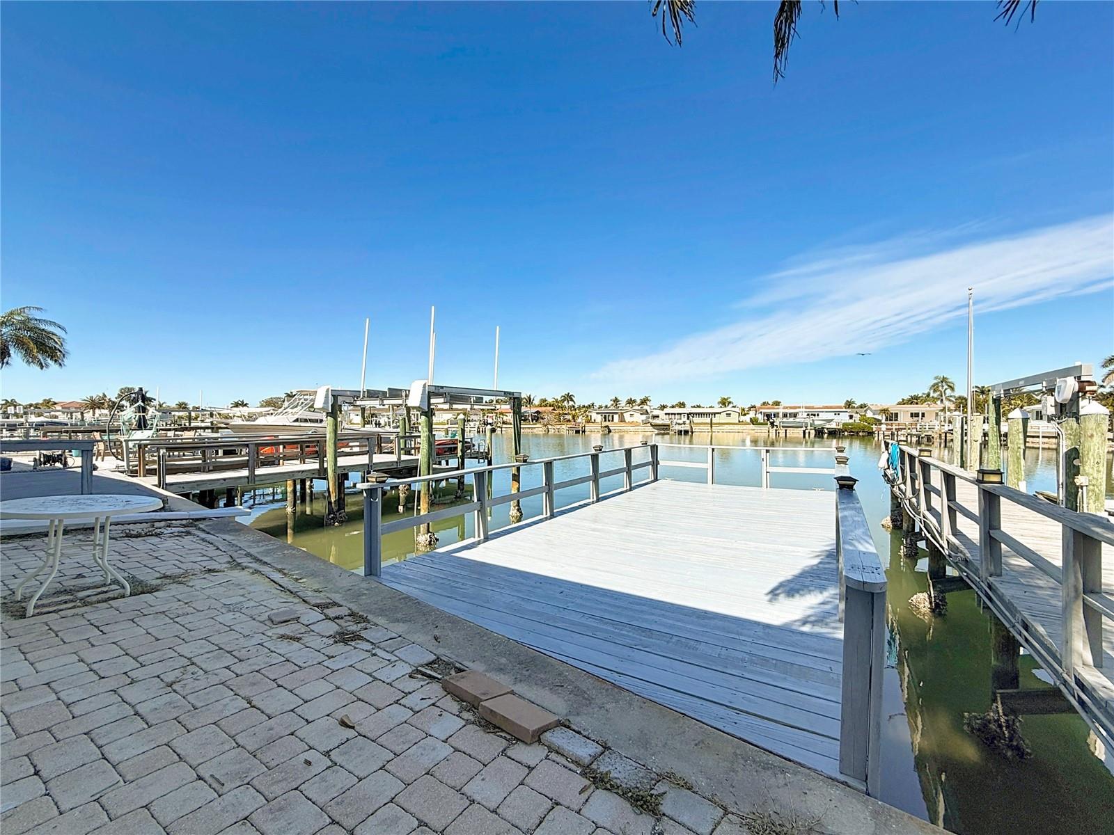 Image 12 of 34 For 431 Boca Ciega Point Boulevard N