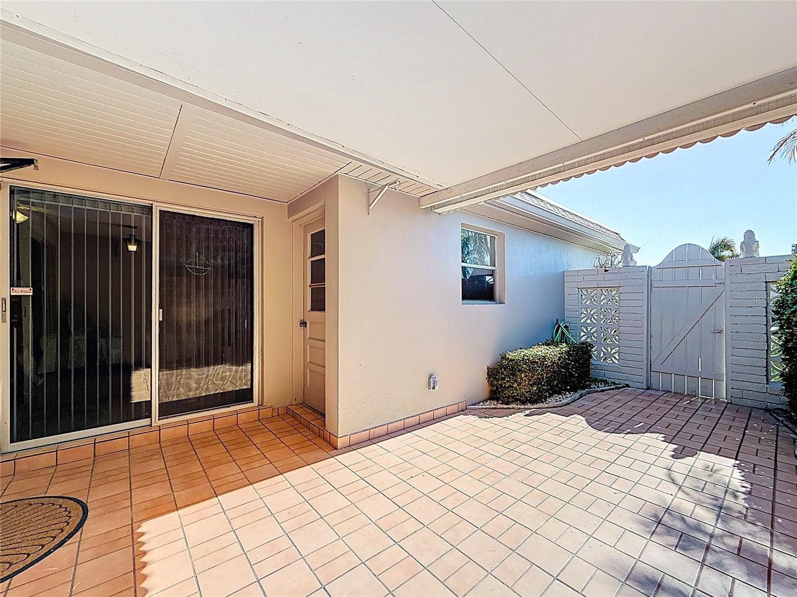 Image 4 of 34 For 431 Boca Ciega Point Boulevard N