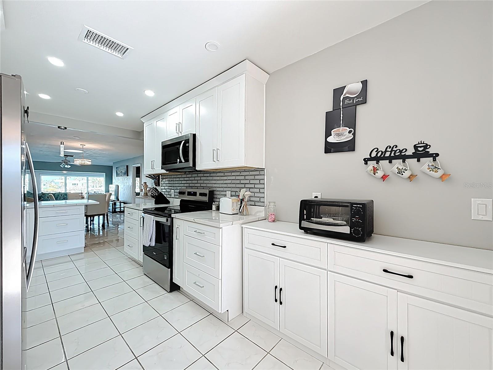 Image 9 of 34 For 431 Boca Ciega Point Boulevard N