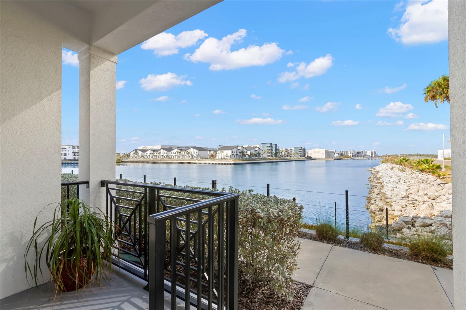 Image 13 of 64 For 5351 Bridge Street 19