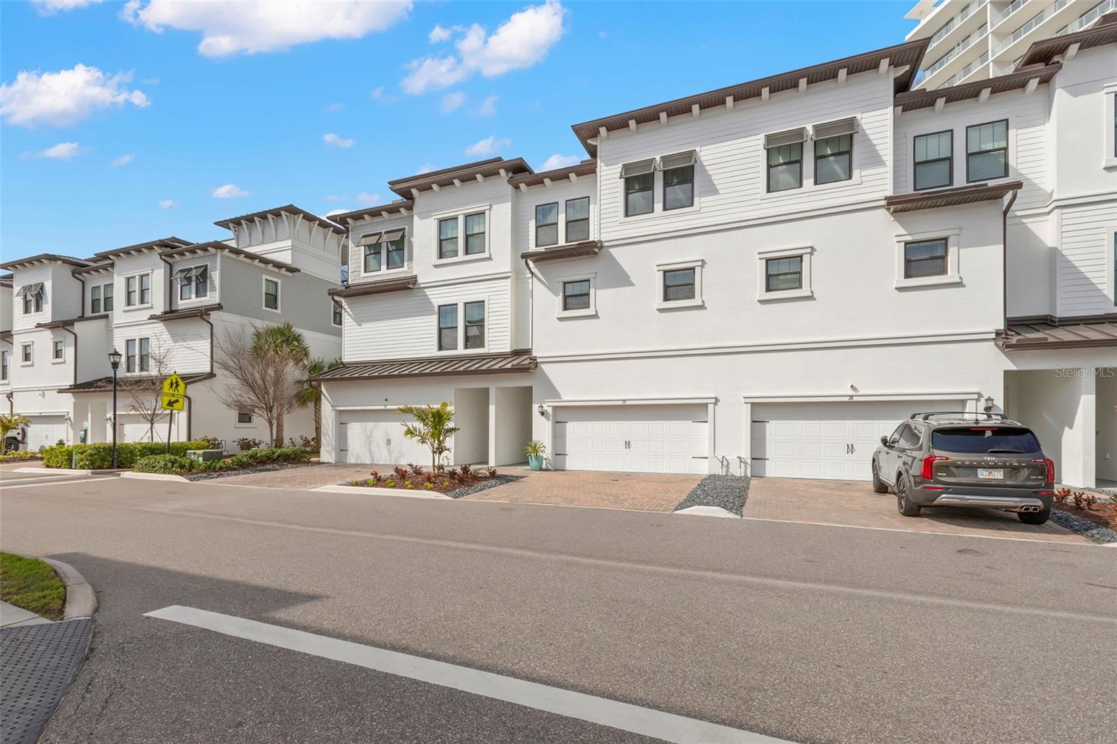 Image 7 of 64 For 5351 Bridge Street 19