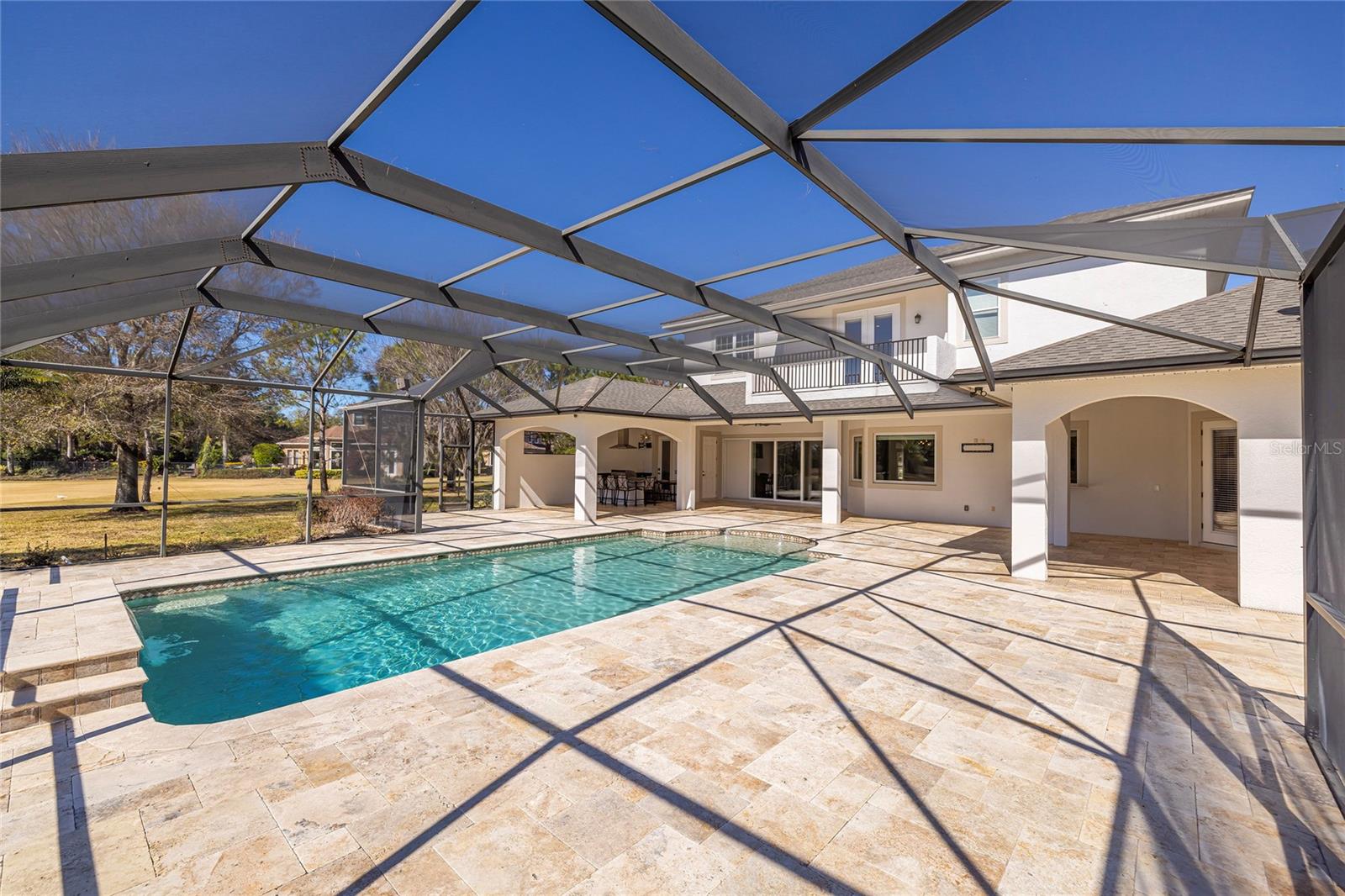 Listing photo id 34 for 17253 Breeders Cup Drive